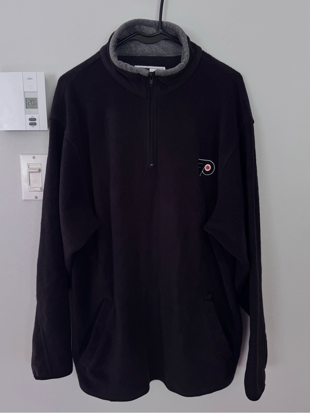Puma NHL Philadelphia Flyers 1/4 Zip Pullover Sweater - Mens